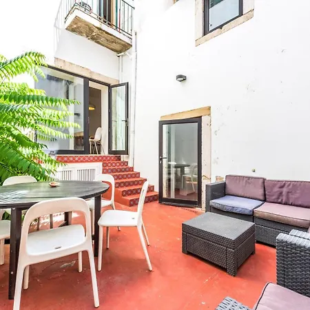 Guestready - Fantastic W Big Patio - Bairro Alto Apartment *