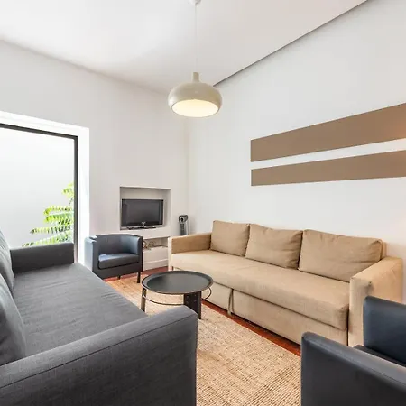 Guestready - Fantastic W Big Patio - Bairro Alto Apartment *